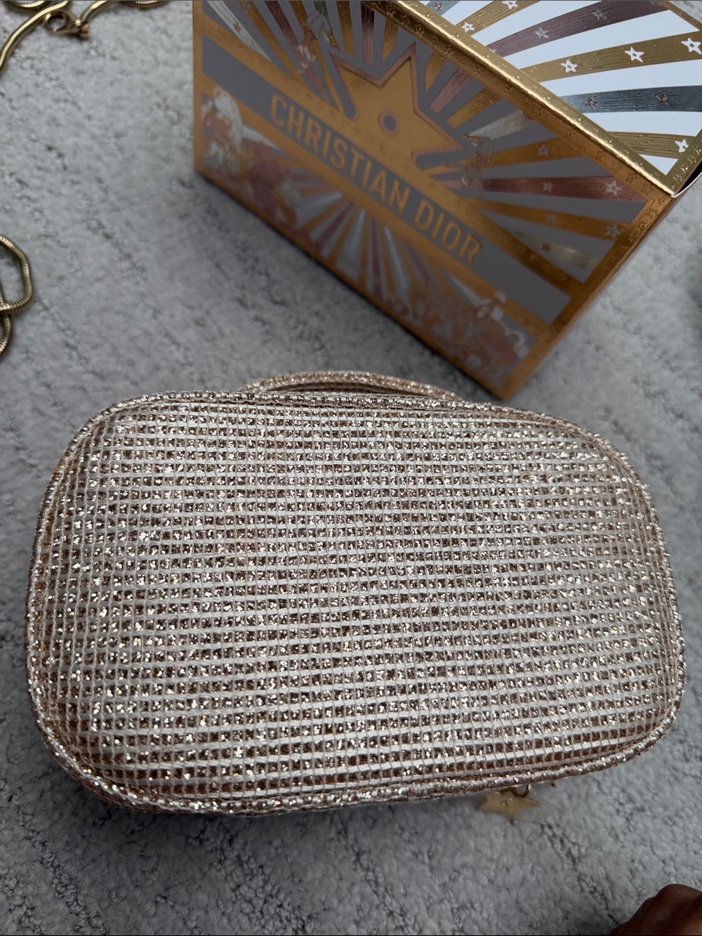 Dior Metallic Gold Beige Woven Bag - Picture 4 of 7